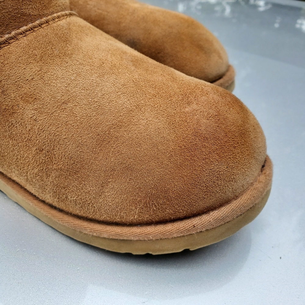 Ugg Classic II short chestnut boots 5251 kids US 4 - Picture 12 of 13